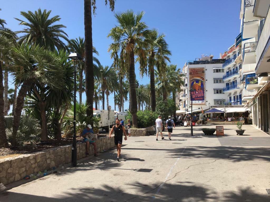 Sunny Flat In Sitges 30 Seconds To Beach, Balcony & Sea Views! Exteriér fotografie