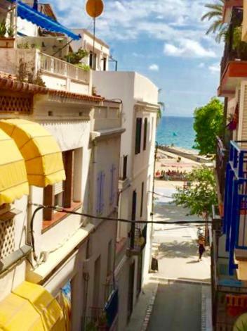 Sunny Flat In Sitges 30 Seconds To Beach, Balcony & Sea Views! Exteriér fotografie